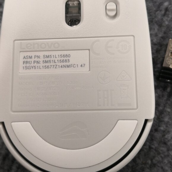Lenovo 300 Wireless Compact Mouse (Arctic Grey) with battery - Picture 6 of 7